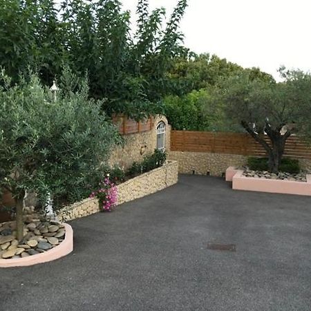 Appartement Rez De Chausse Боллен Экстерьер фото